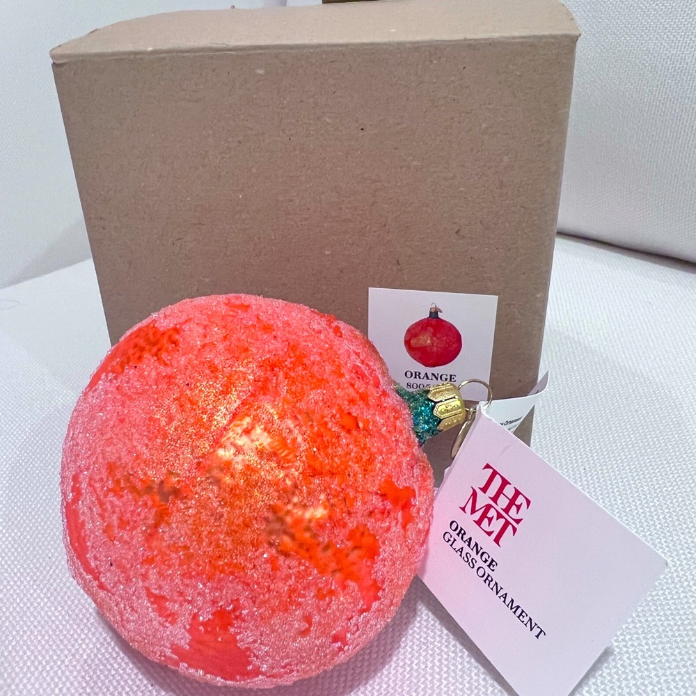 The MET orange ornament